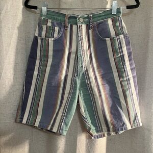 Vintage 90s High Waisted Shorts 24.5”